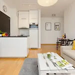 Bemowo Modern Dywizjonu 303 By Renters